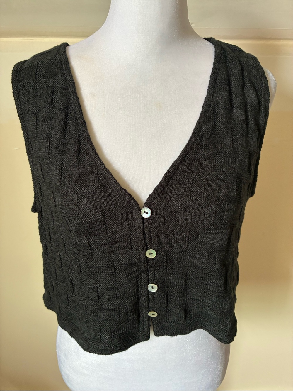 Madewell Black Knit Button Front Cropped Sweater Vest Tank Top size Medium - Picture 6 of 7